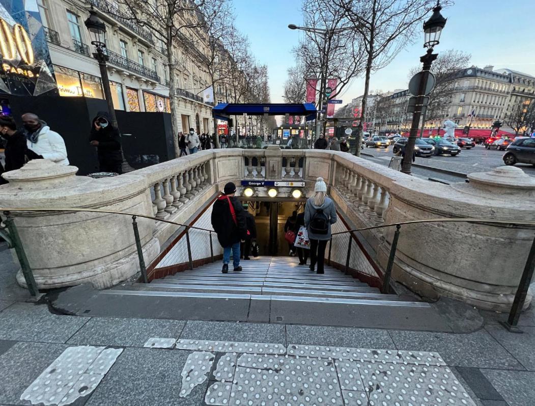 Studio Pres Des Champs-Elysees Paris Bagian luar foto