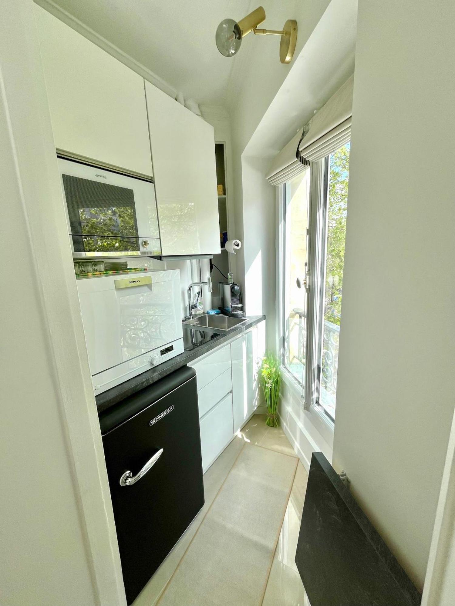 Studio Pres Des Champs-Elysees Paris Bagian luar foto